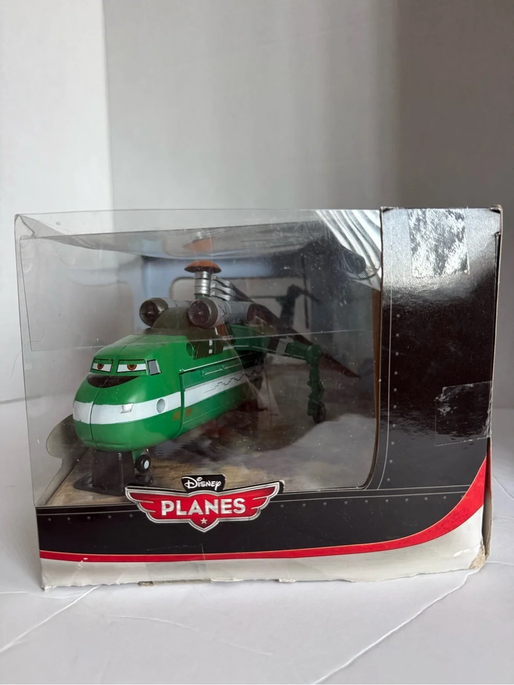 Disney Planes: Fire and Rescue Exclusive Deluxe Die cast Helicopter Windlifter